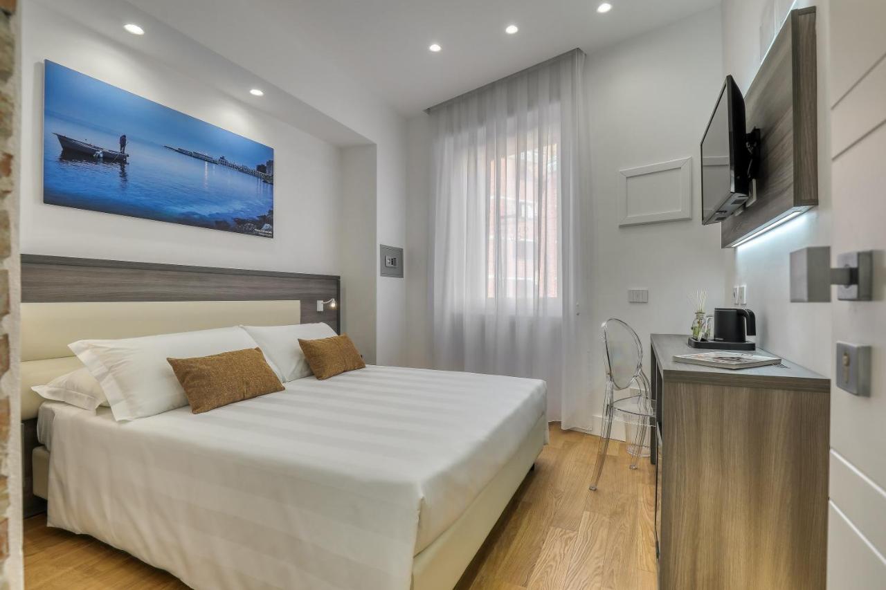 Gallery Suite Civitavecchia Exterior photo