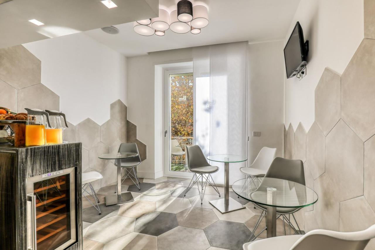 Gallery Suite Civitavecchia Exterior photo