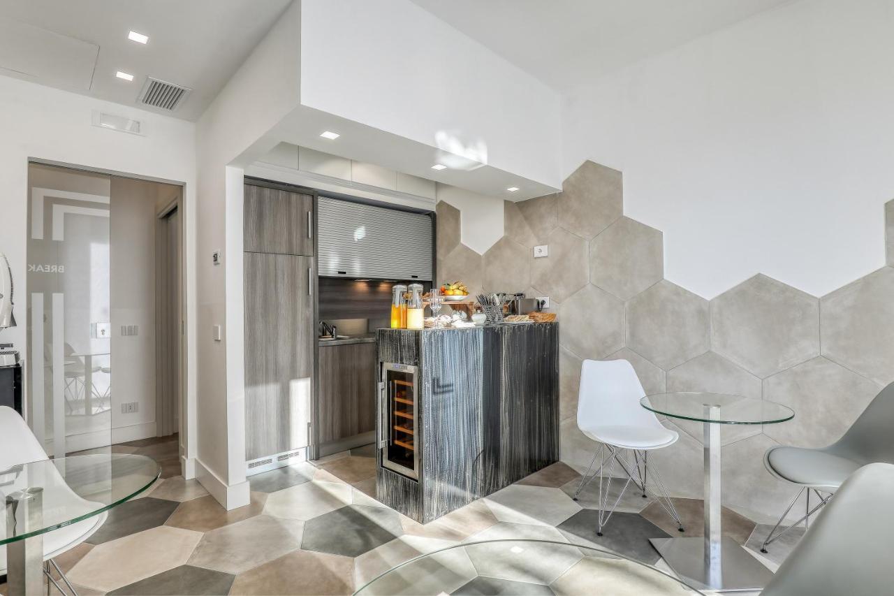 Gallery Suite Civitavecchia Exterior photo